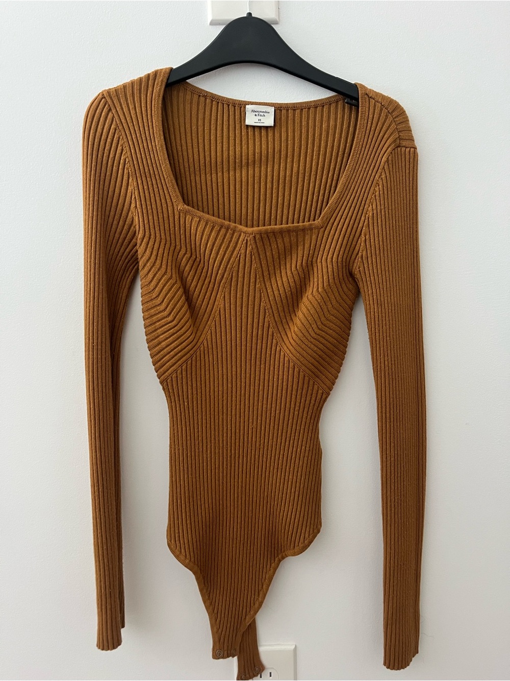 Abercrombie & Fitch Ribbed Long-Sleeve Square Neck Bodysuit - Yellow